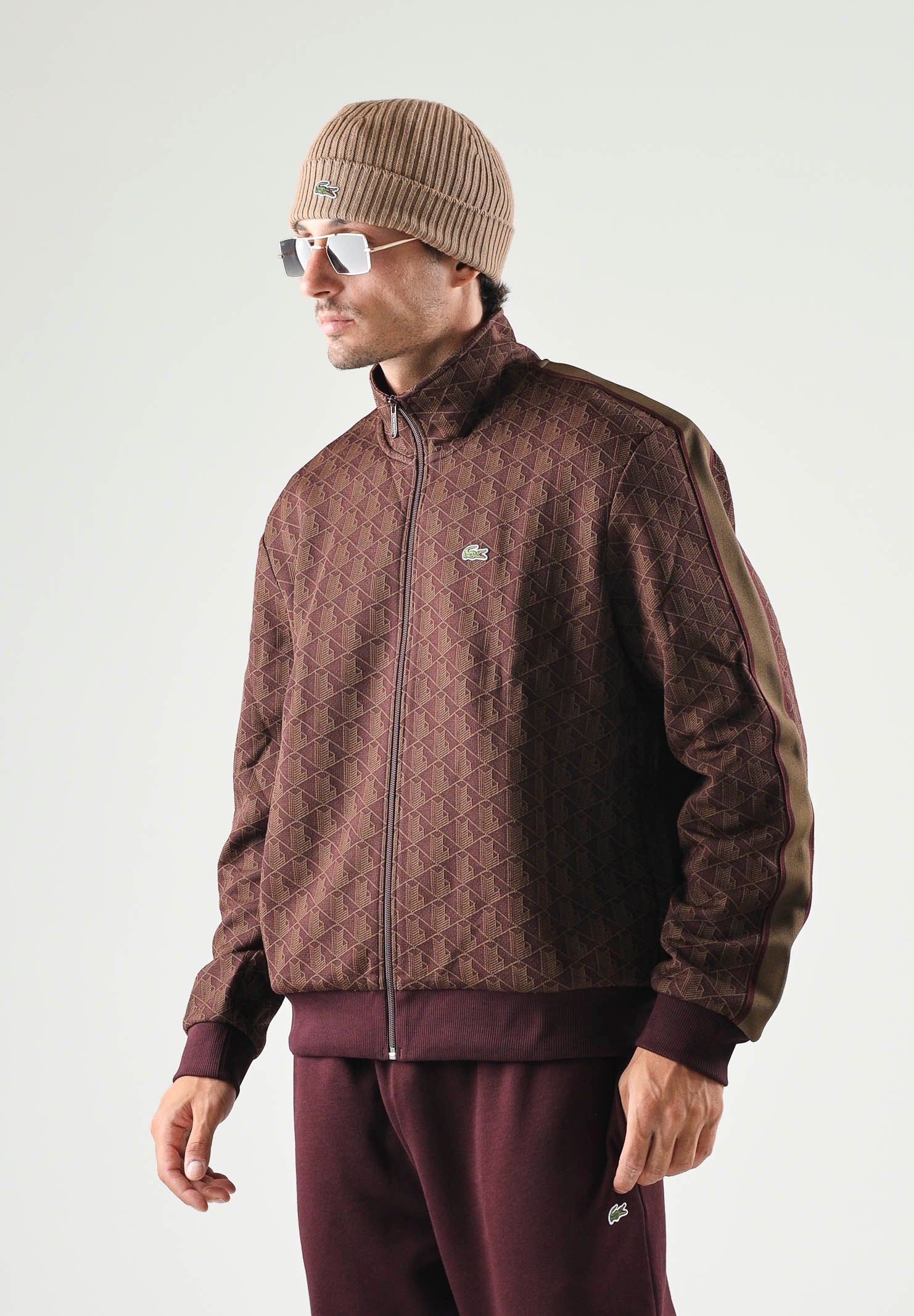 LACOSTE Felpa con zip marrone da uomo con motivo monogramma jacquard. SH1368 WD9 LACOSTE 