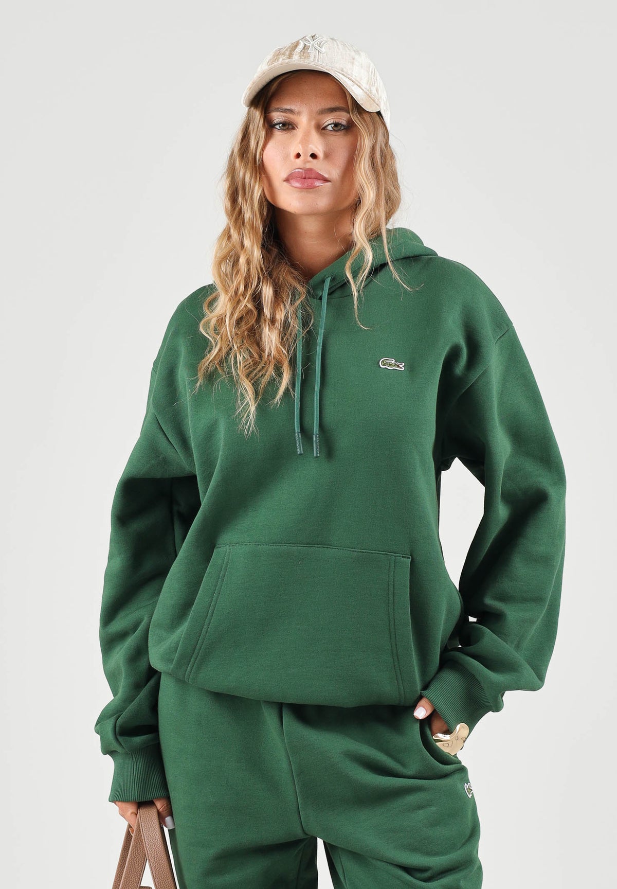 LACOSTE Felpa con cappuccio verde per uomo e donna con logo coccodrillo applicato sul petto. SH8863 132 LACOSTE 