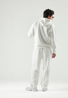 LACOSTE Felpa con cappuccio bianco crema per uomo e donna con cappuccio regolabile e coccodrillo ricamato sul petto.<BR/> SH8863 70V LACOSTE 
