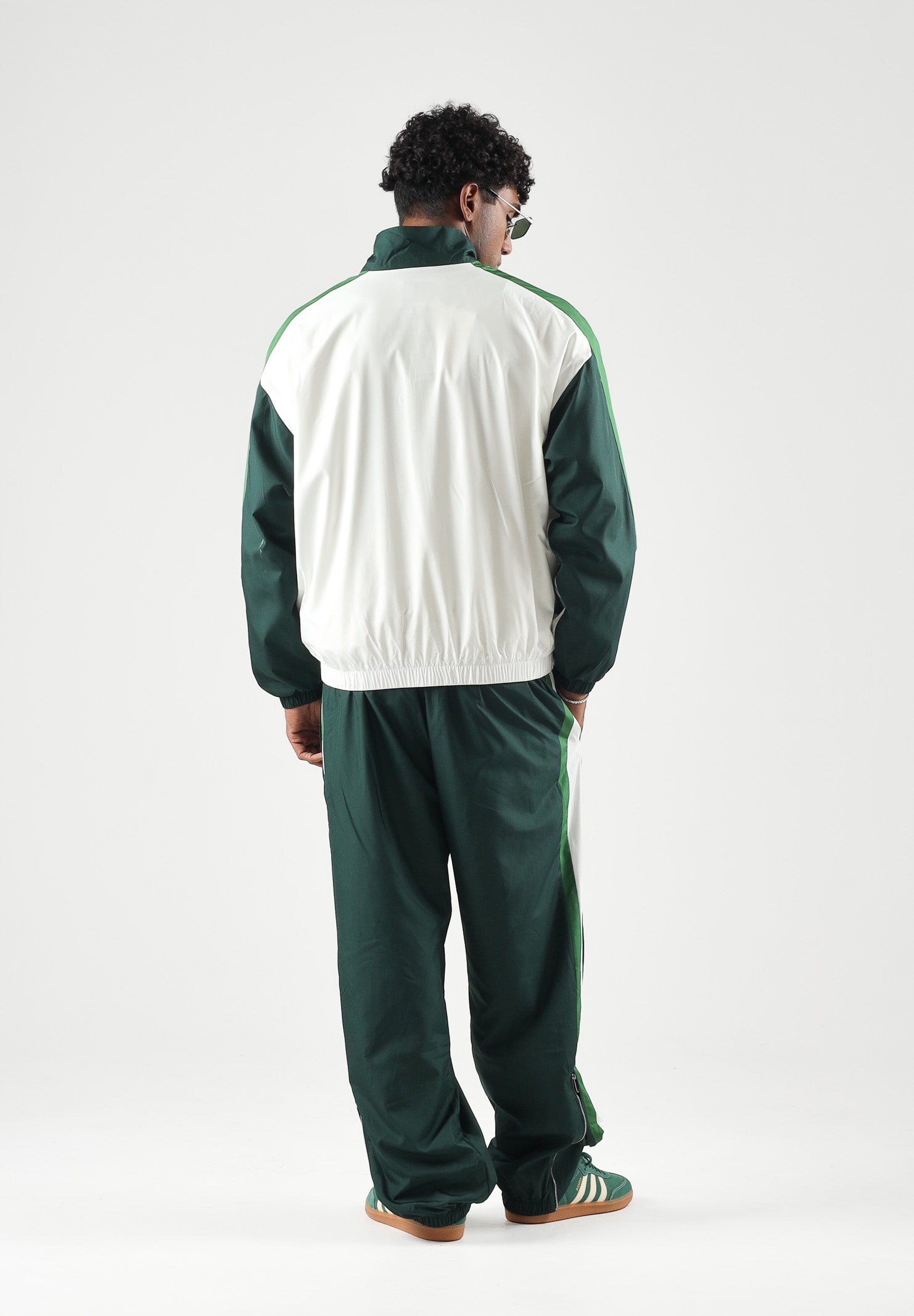 LACOSTE Pantaloni ELASTICATED CUFF verde per uomo con polsini elasticizzati alle caviglie. XH8706 TE2 LACOSTE 