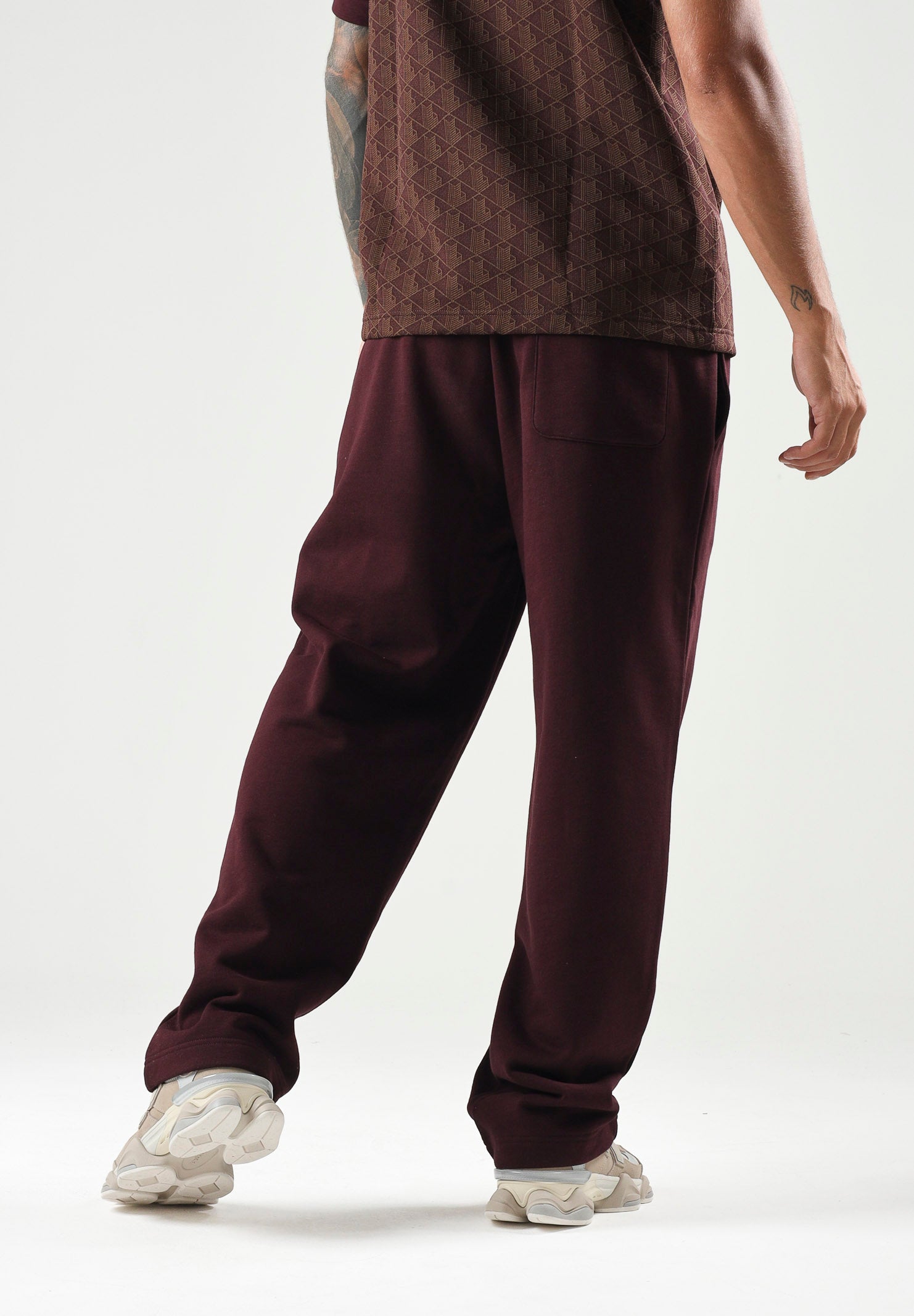 LACOSTE Pantaloni sportivi bordeaux per uomo e donna con logo ricamato. XH8867 3KE LACOSTE 
