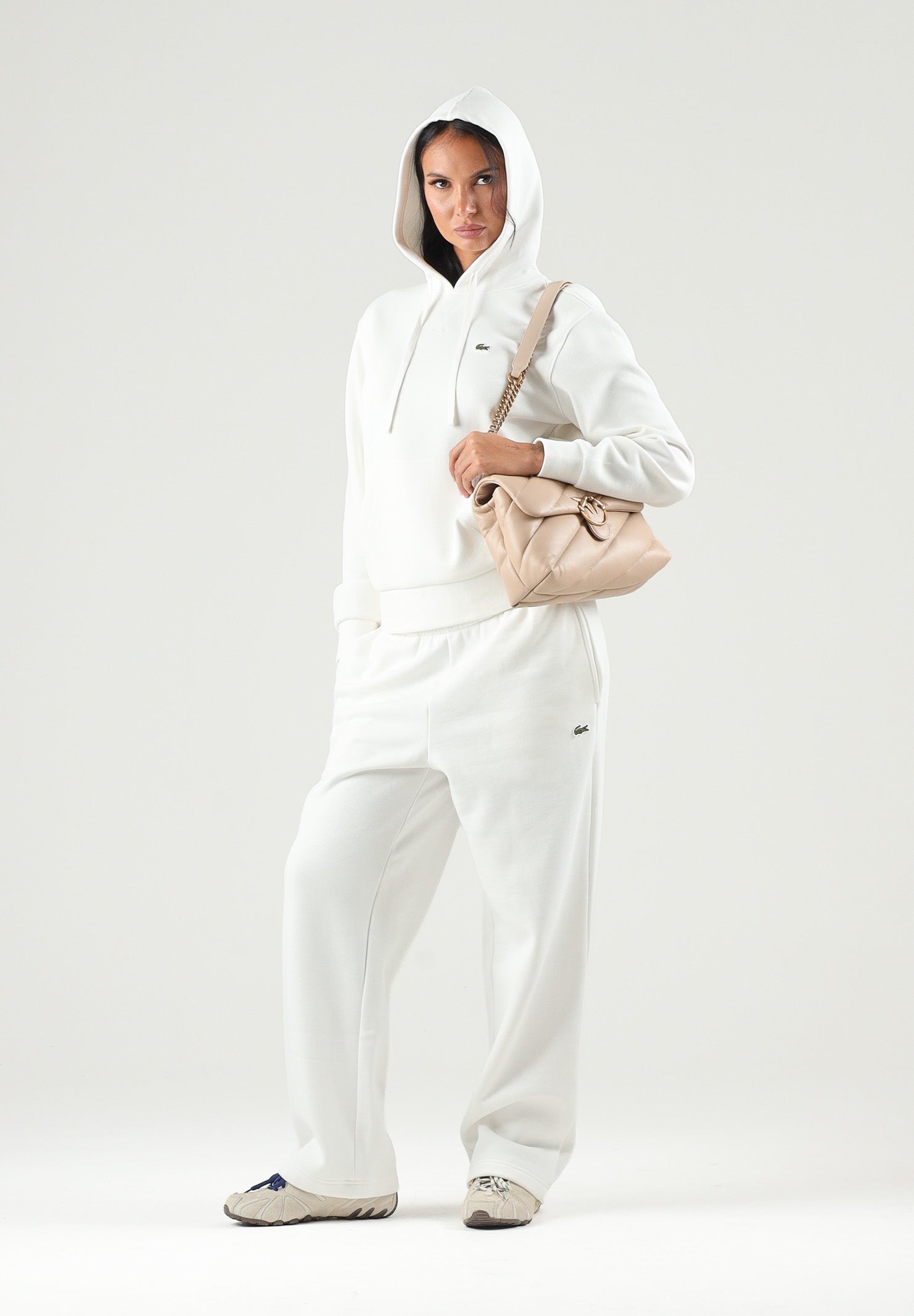 LACOSTE Pantaloni bianchi sportivi per uomo e donna con coccodrillo ricamato XH8867 70V LACOSTE 