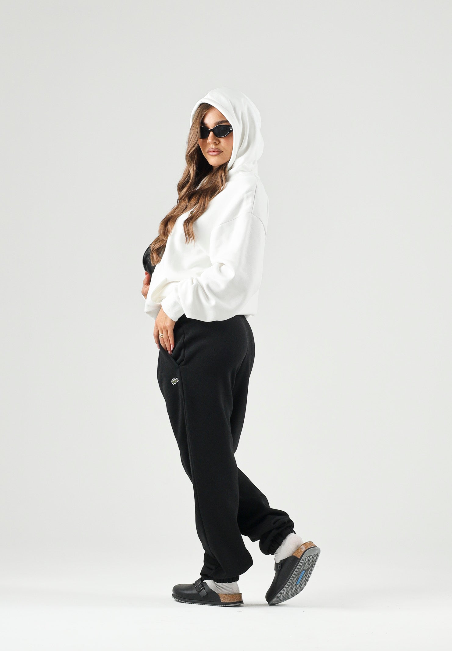 LACOSTE Pantalone in felpa nero per uomo e donna con logo coccodrillo ricamato XH9207 031 LACOSTE 
