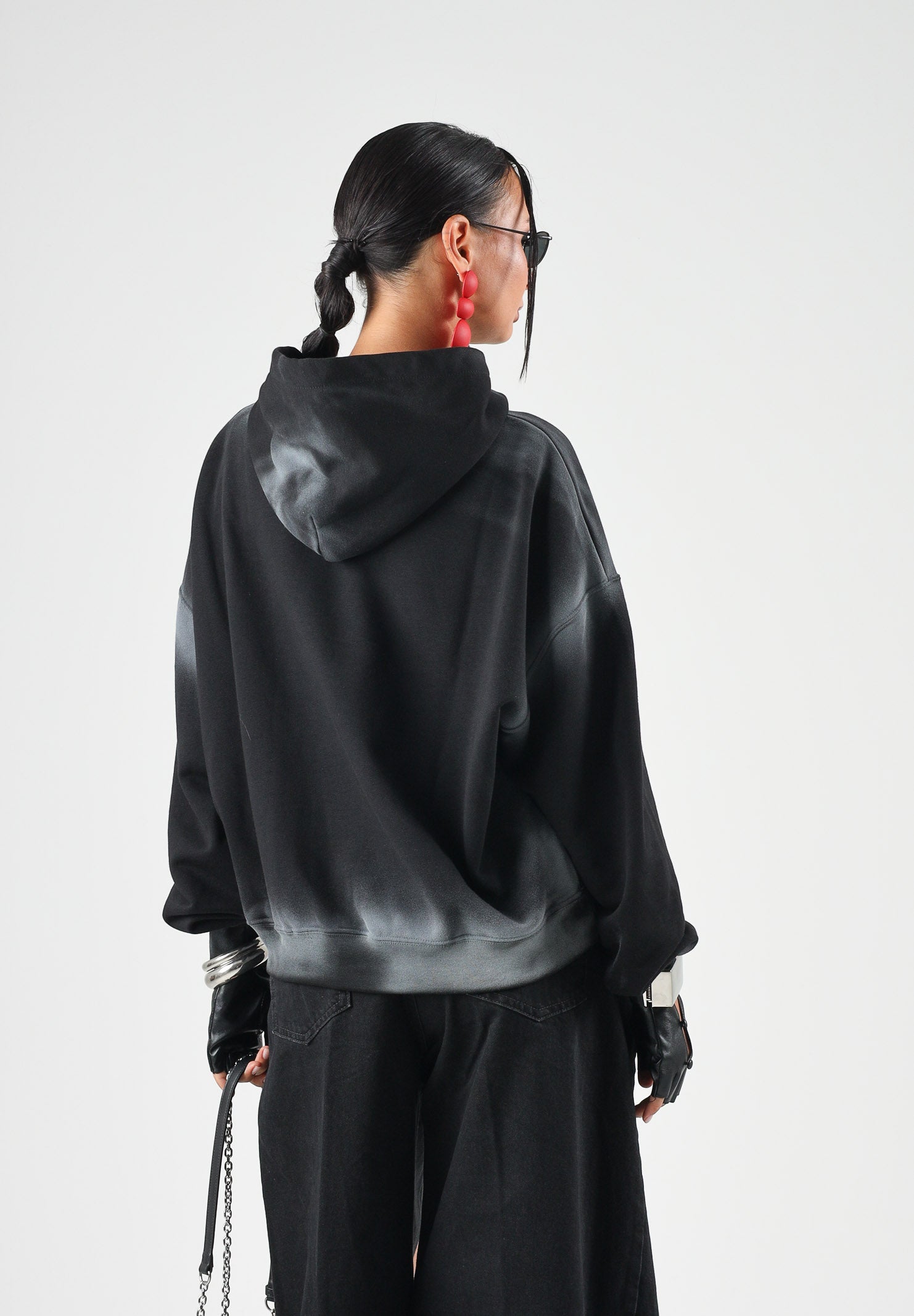 LES ARTISTS Felpa con cappuccio  Hoodie Crop Top nero per uomo e donna con stampa grafica artistica Talent. 27SSLAHD5040 121 LES ARTISTS 