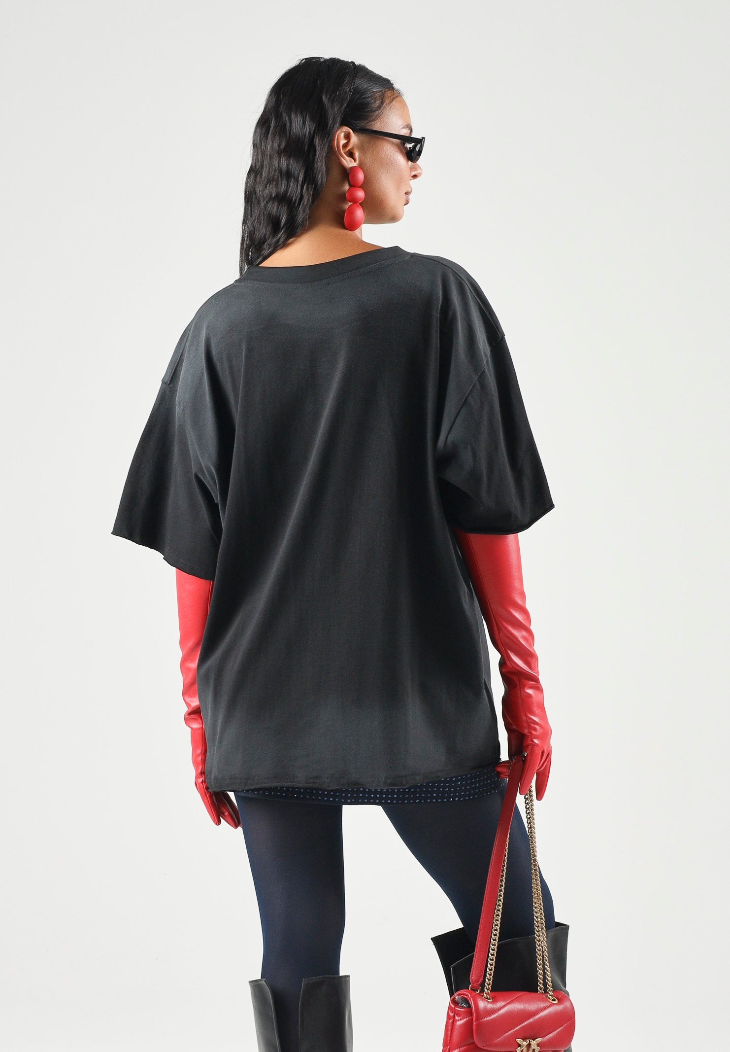 LES ARTISTS T-shirt DOBERMAN nera per uomo e donna con maxi stampa grafica frontale multicolore 27SSLATS1127 121 LES ARTISTS 