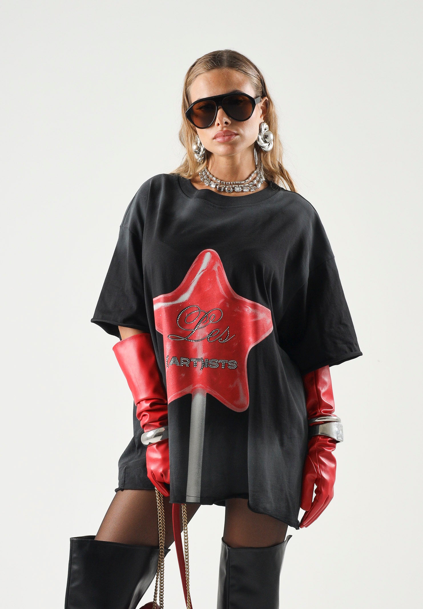 LES ARTISTS T-shirt  CANDY nera per uomo e donna con stampa grafica frontale a forma di lecca-lecca 27SSLATS1136 121 LES ARTISTS 