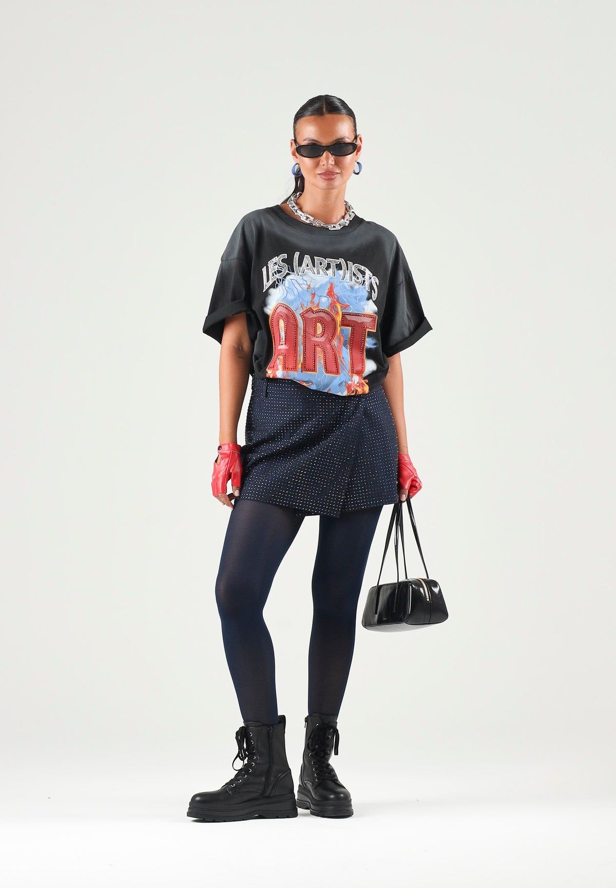 LES ARTISTS T-shirt  manica corta ART nera per uomo e donna con maxi stampa grafica frontale multicolore ed effetto vintage 27SSLATS1138 121 LES ARTISTS 
