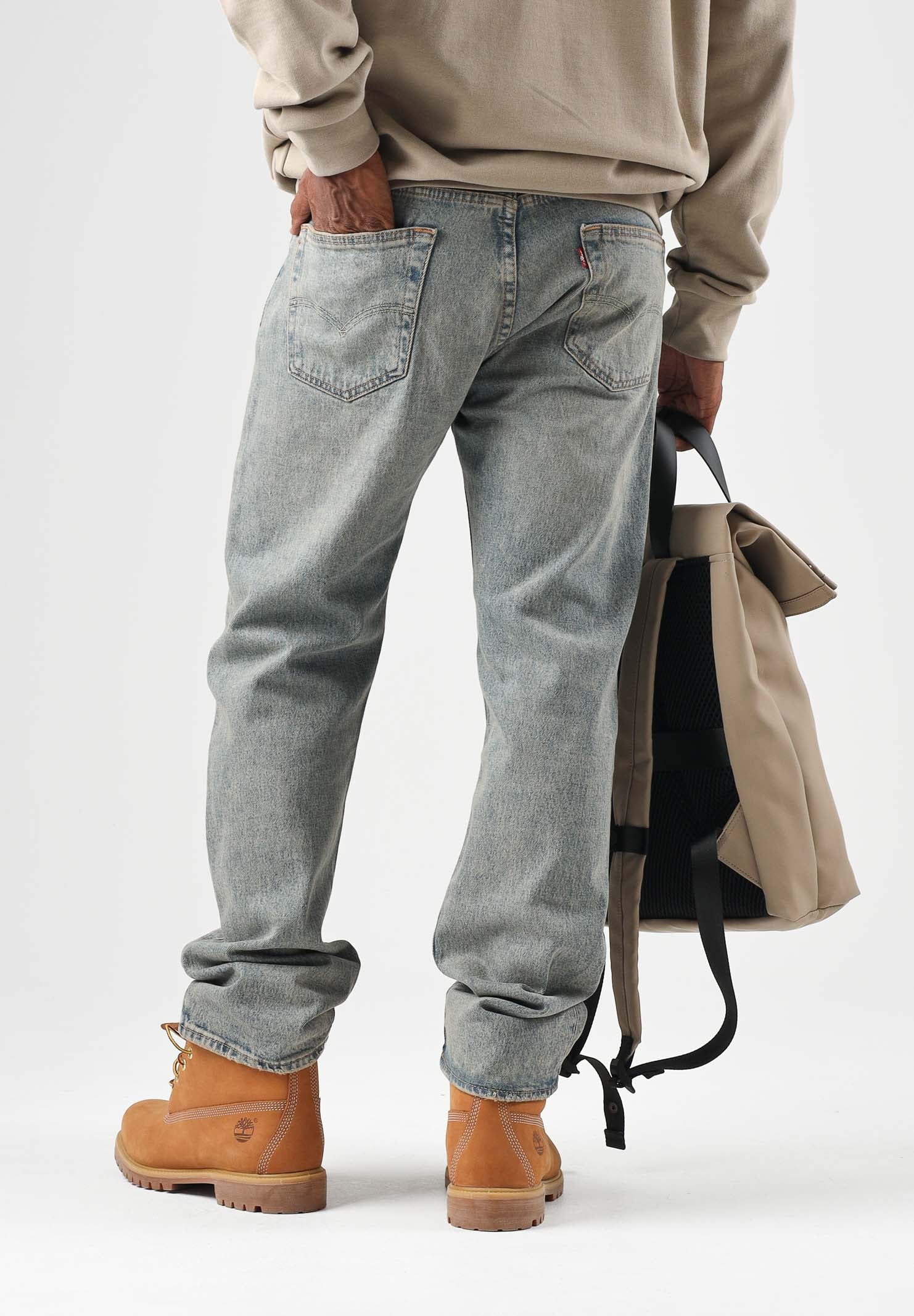 LEVI'S® Jeans 501 med indigo per uomo e donna con iconica patta a bottoni e lavaggio medio. 00501-3802 . LEVI'S® 