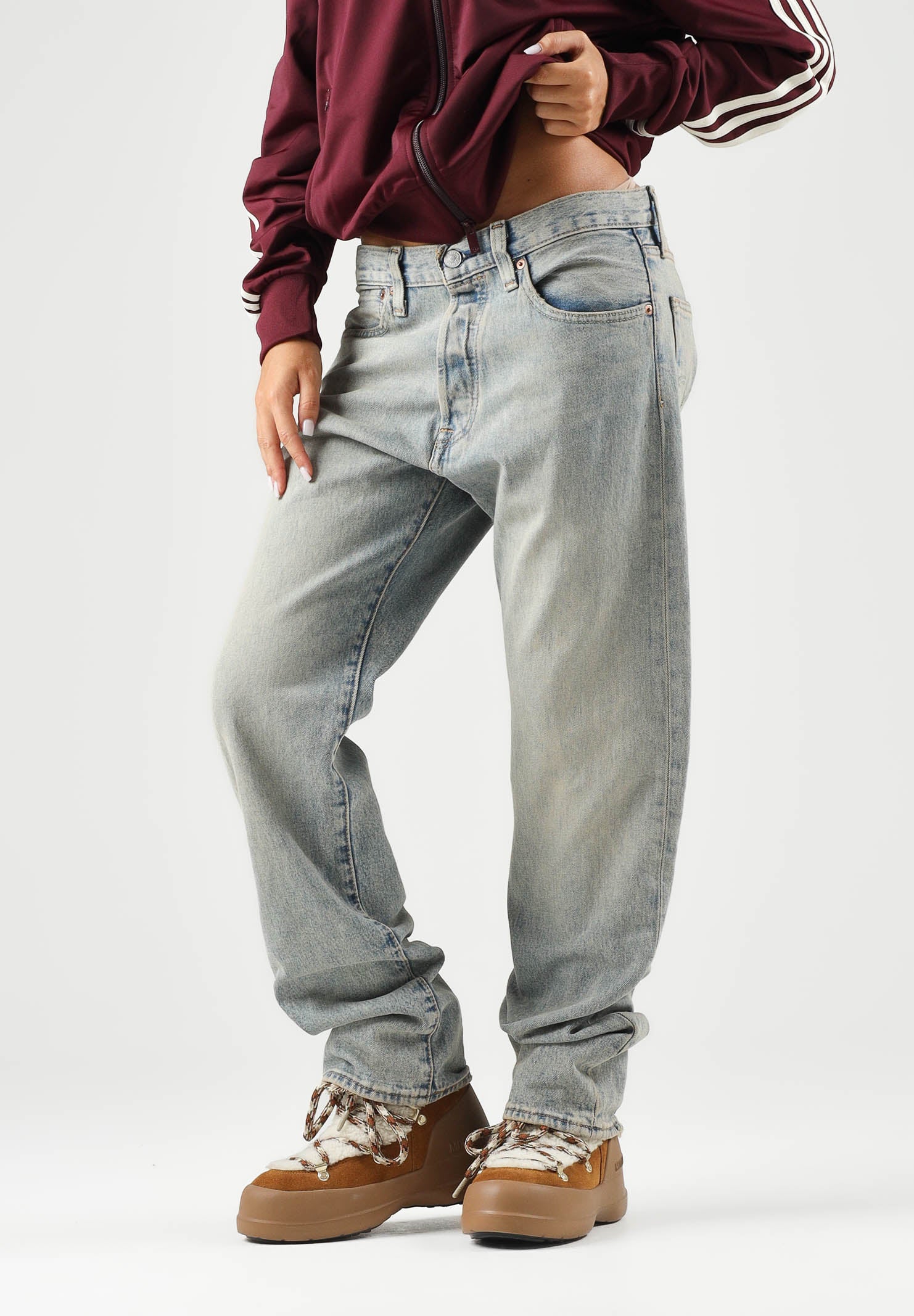 LEVI'S® Jeans 501 med indigo per uomo e donna con iconica patta a bottoni e lavaggio medio. 00501-3802 . LEVI'S® 