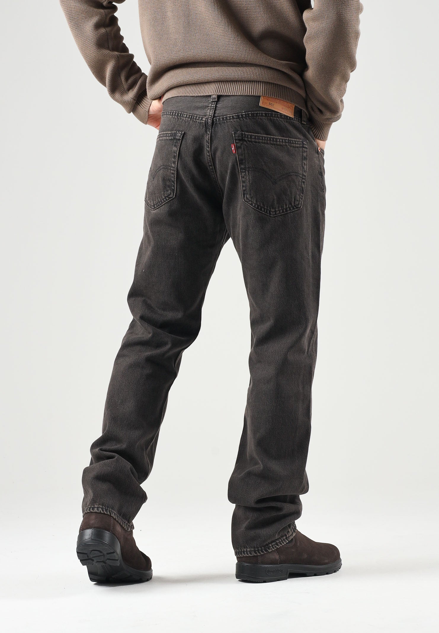 LEVI'S Jeans 501 ORIGINAL FIT marrone per uomo con iconico taglio dritto e chiusura classica a bottoni. 00501-3900 . LEVI'S® 