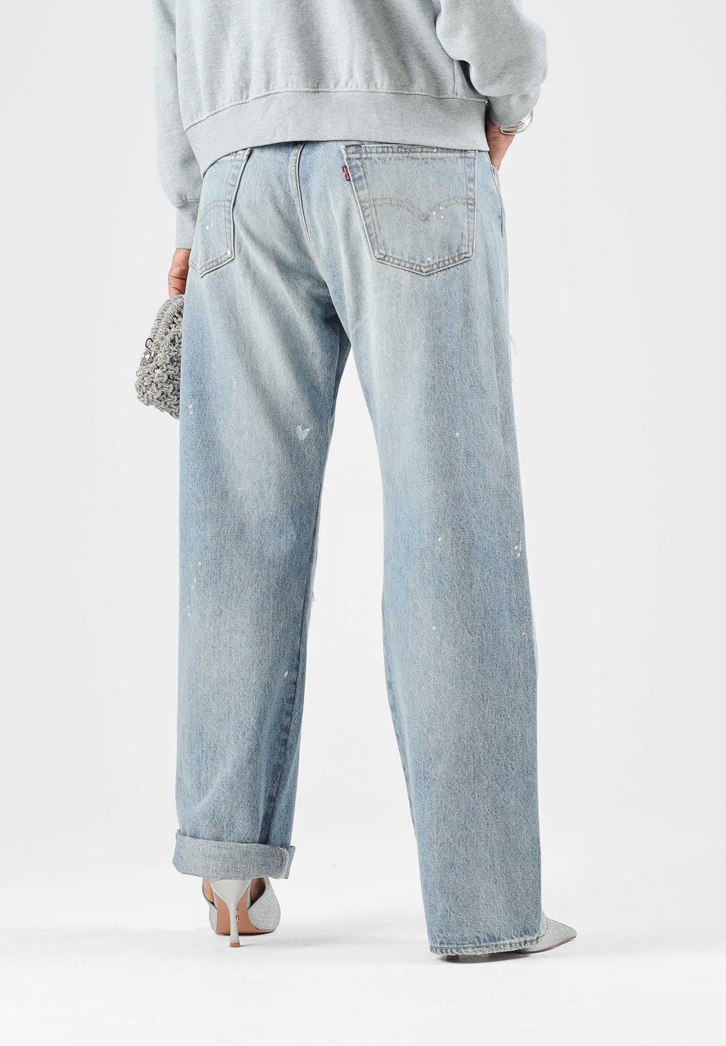 LEVI'S® Jeans 501® '90S SHORT CUT  med indigo denim per uomo e donna con dettagli strappati e lavaggio sfumato 0057U-0020 . LEVI'S® 