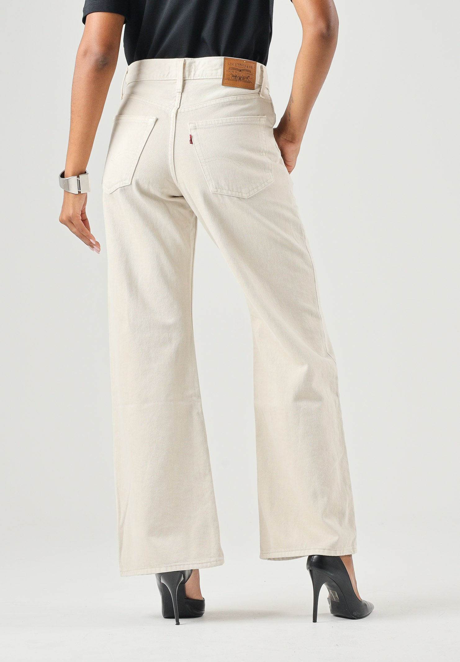 LEVI'S Jeans LOOSE BOOT neutral bianco, da donna con gamba bootcut ampia 005DO-0032 . LEVI'S® 