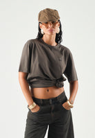 LEVI'S T-shirt ORIGINAL TEE Brown marrone per uomo e donna con piccolo logo Levi's sul petto. 005GX-0021 . LEVI'S® 