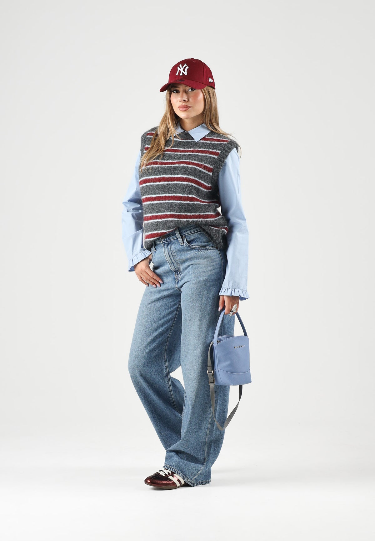 LEVI'S® Jeans med indaco-celeste chiaro da donna con gamba ampia e design a cinque tasche. 0073B-0002 . LEVI'S® 