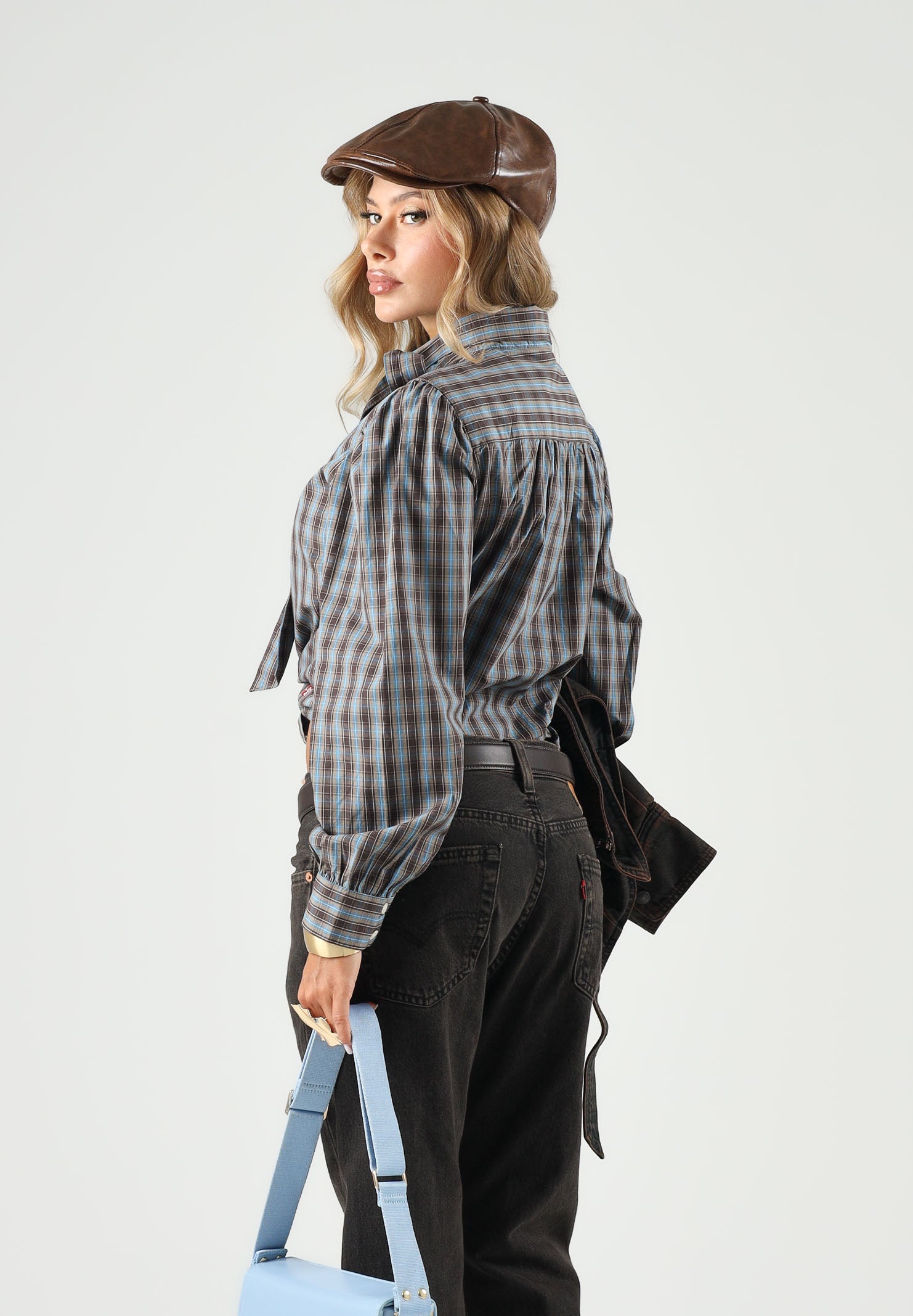 LEVI'S® Camicia manica lunga brown-marrone caffè da donna con colletto con fiocco e fantasia a quadri. 007XN-0008 . LEVI'S® 