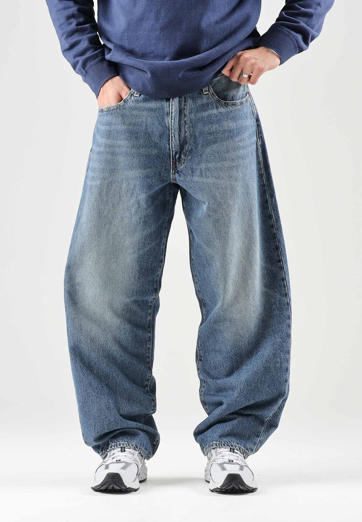 LEVI'S® Jeans blu per uomo con lavaggio medio e taglio baggy A4750-0128 . LEVI'S® 