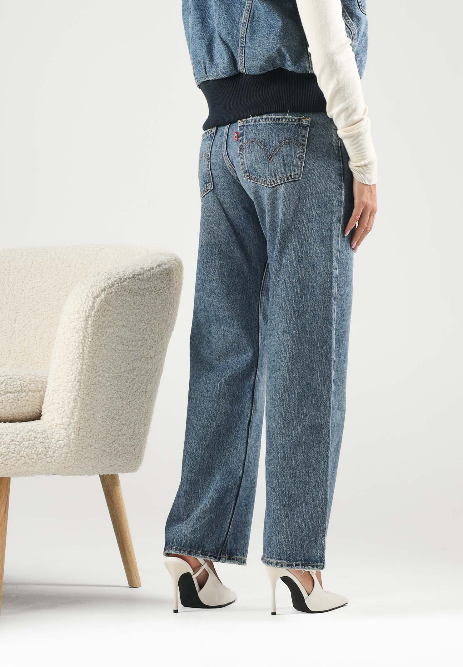LEVI'S Jeans LOW LOOSE Med Indaco blu da donna con lavaggio sfumato e gamba ampia. A5566-0028 . LEVI'S® 