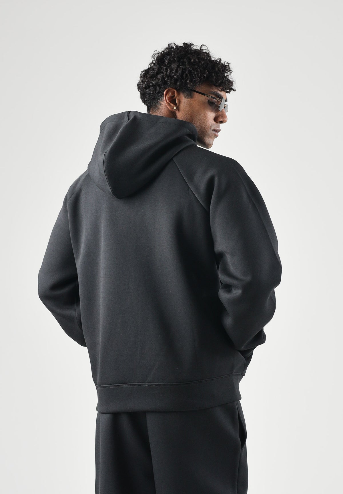 LYLE & SCOTT Felpa con cappuccio CUSHIONED INTERLOCK nero da uomo con mini logo ML2569V Z865 LYLE & SCOTT 
