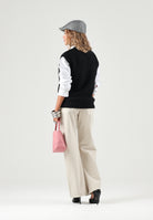 MAISON MARGIELA Gilet smanicato nero per donna, ragazza e bambina con stampa grafica numerica. M61049MM08V M6900 MAISON MARGIELA 