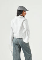 MM6 MAISON MARGIELA Camicia Cropped grey-grigio chiaro per donna, ragazzi e bambini  con motivo a righe verticali e logo ricamato M61094MM08N M6913 MAISON MARGIELA 