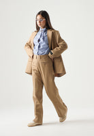 MM6 MAISON MARGIELA Pantaloni WIDE -LEG  Pants con logo patch sul retro, colore brand Toffee, per donna, ragazzi, bambini M61111MM03D M6714 MAISON MARGIELA 