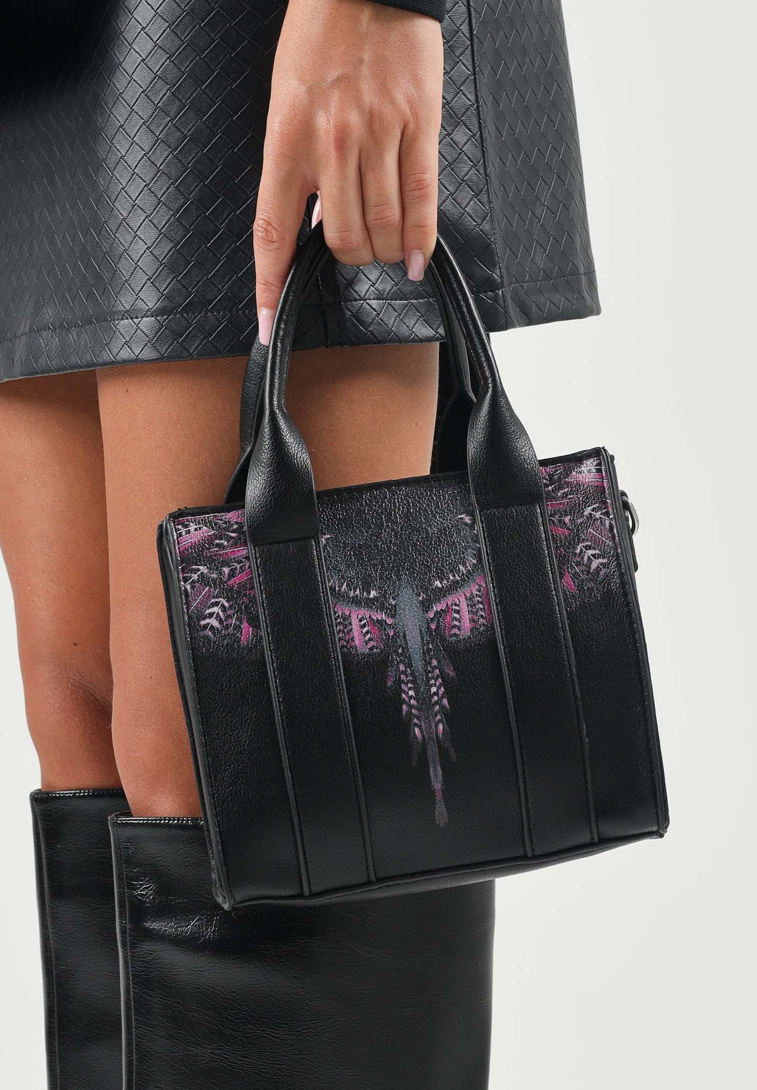 MARCELO BURLON COUNTY OF MILAN Borsa a mano WINGS nero e fucsia da donna in ecopelle satinata COMAF261254 . MARCELO BURLON COUNTY OF MILAN 