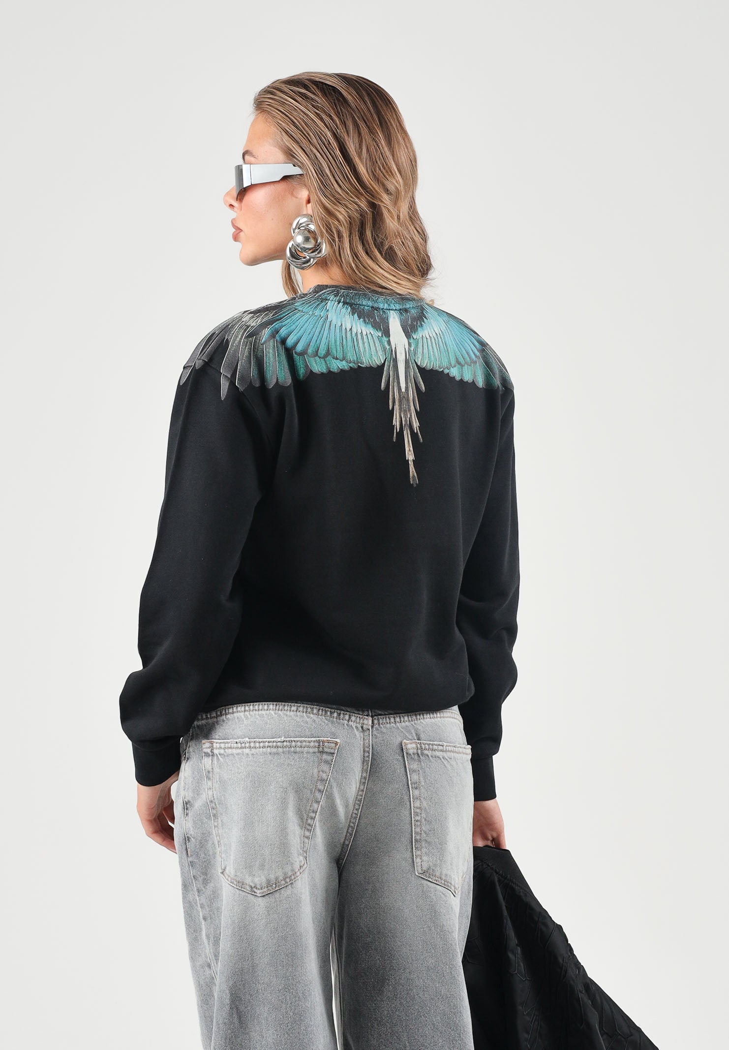 MARCELO BURLON COUNTY OF MILAN Felpa girocollo WINGS nero per donna, ragazzi e bambini F6CMJBSW033 110 MARCELO BURLON COUNTY OF MILAN 