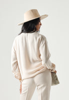 MAX MARA STUDIO Blusa MSTOTTIMO beige chiaro da donna con scollo drappeggiato a cascata.<BR/> 2626196015600 082 MAX MARA 