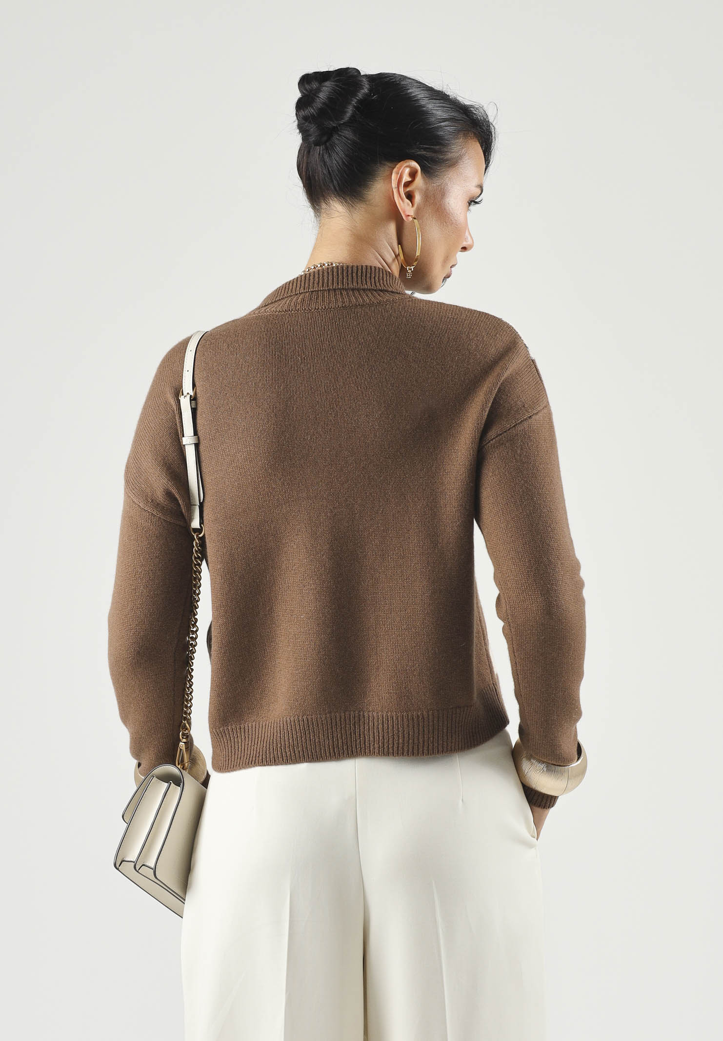 MAX MARA Cardigan corto MSTPACCHE cammello-cuoio da donna con motivo a rombi jacquard nei toni del marrone e del grigio. 2626346052600 003 MAX MARA STUDIO 