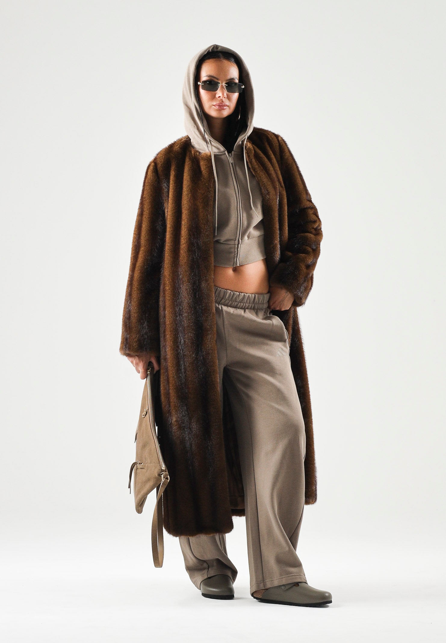 MAX MARA Cappotto lungo in pelliccia sintetica con cintura nocciola, marrone da donna con cintura 2626456012600 001 MAX MARA 