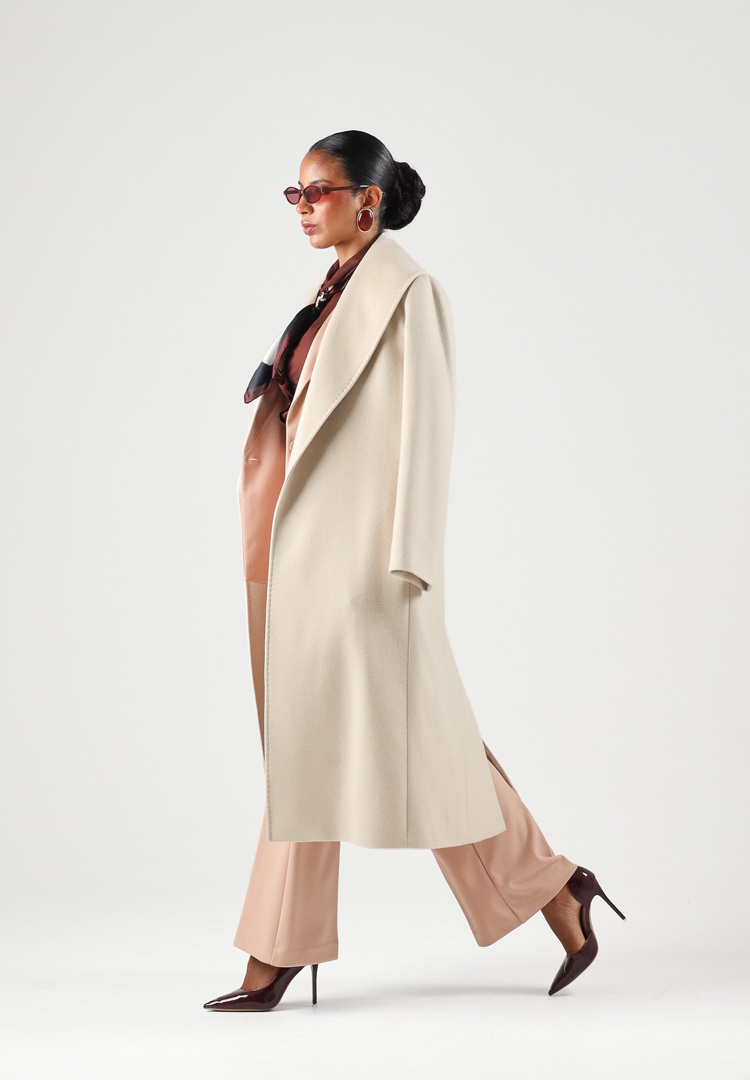 MAX MARA Cappotto MSTLORIANA ecru-beige chiaro da donna con design tinta unita e cintura in vita. 2626016202600 048 MAX MARA STUDIO 