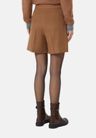 MAX MARA STUDIO Shorts cuoio per donna con pinces frontali e tasche a filetto 2626146012600 025 MAX MARA STUDIO 
