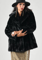 MAX MARA Pelliccia SHORTY  nero intenso da donna a pelo corto 2626456022600 002 MAX MARA STUDIO 