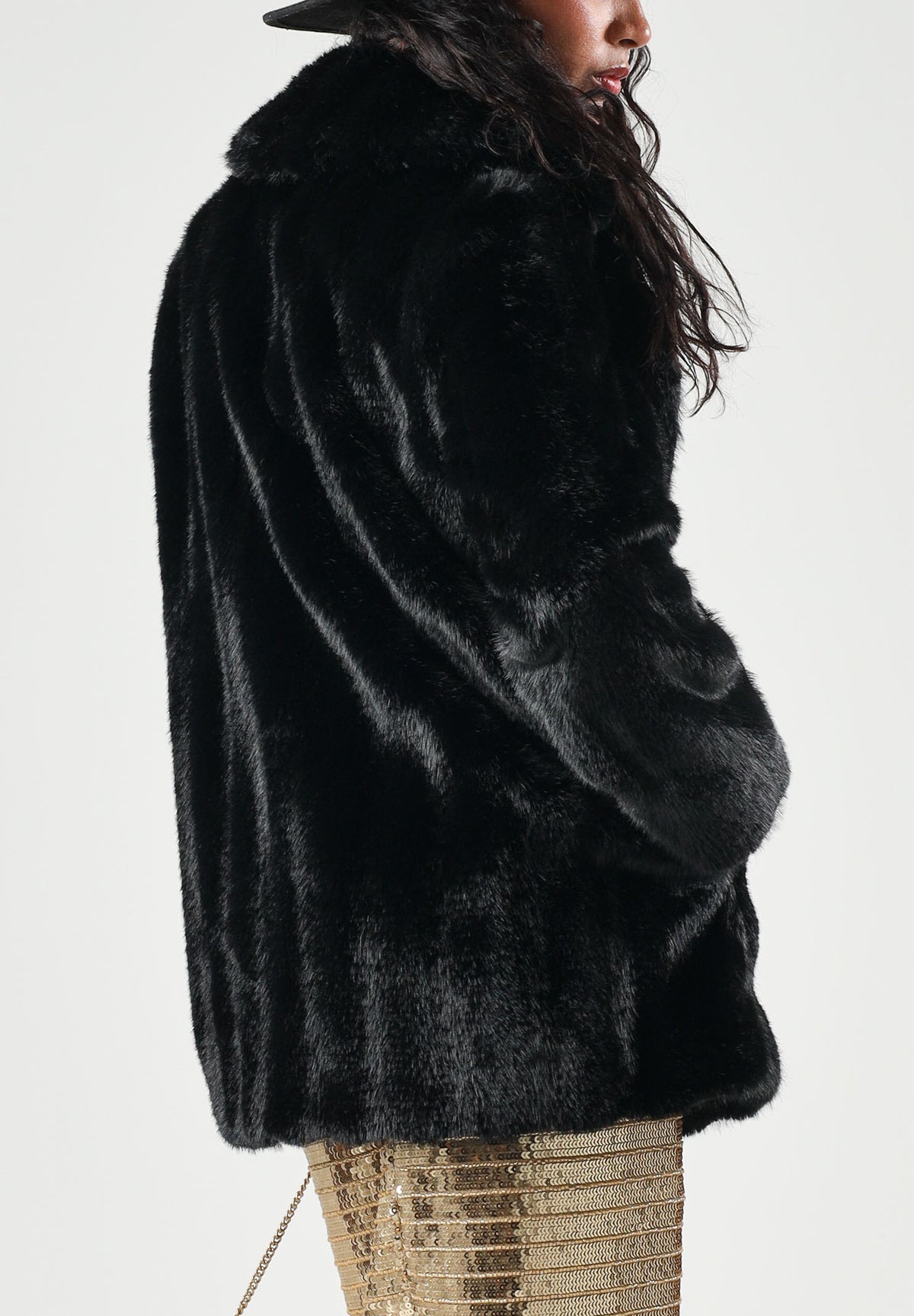 MAX MARA Pelliccia SHORTY  nero intenso da donna a pelo corto 2626456022600 002 MAX MARA STUDIO 