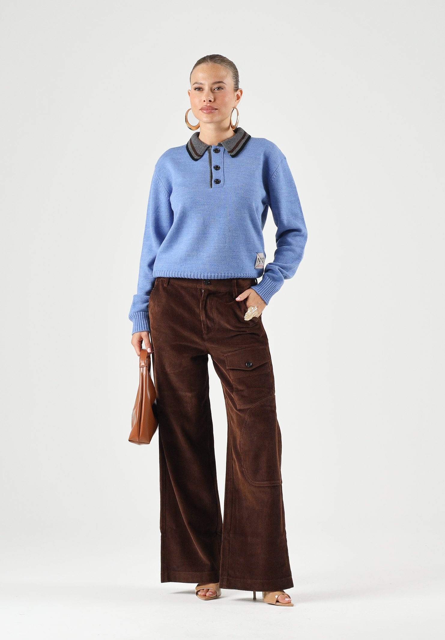 N21 Maglione  color lapis, celeste per donna, ragazzi e bambini con colletto e logo a contrasto N210DHN0547 0N827 N21 