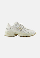 NEW BALANCE Sneakers 740 crema dettagli oro per uomo e donna G74051I . NEW BALANCE 