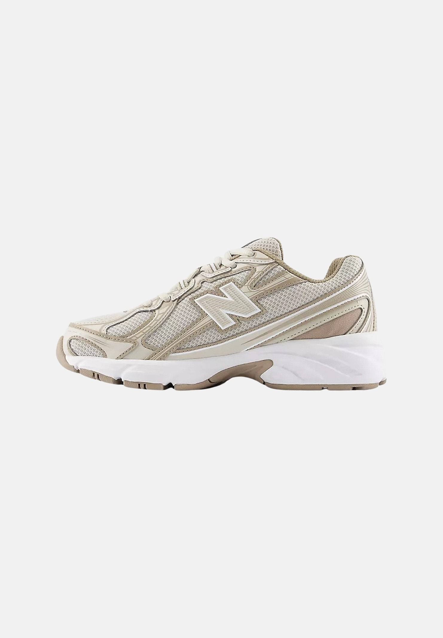  G740543 . NEW BALANCE 