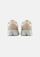 NEW BALANCE Sneakers 9060 LACE Mindful Grey-Pink grigio/beige chiaro da donna G90603C7 . NEW BALANCE 