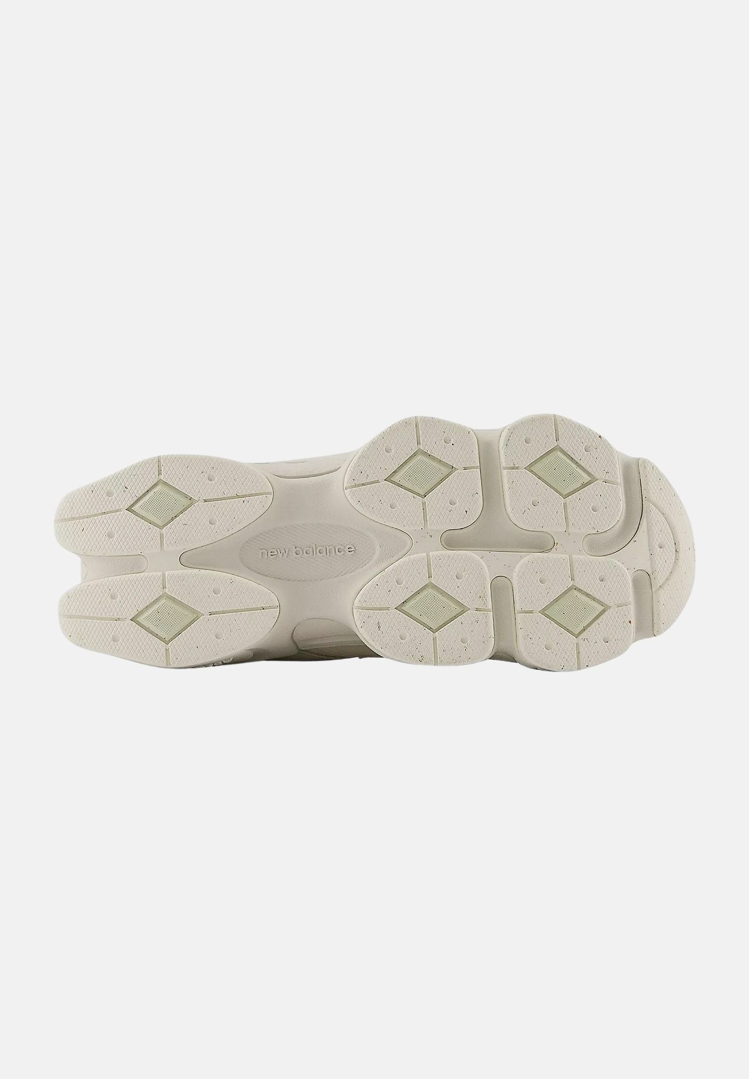 NEW BALANCE Sneackers 9060 panna per uomo e donna GC9060ER . NEW BALANCE 