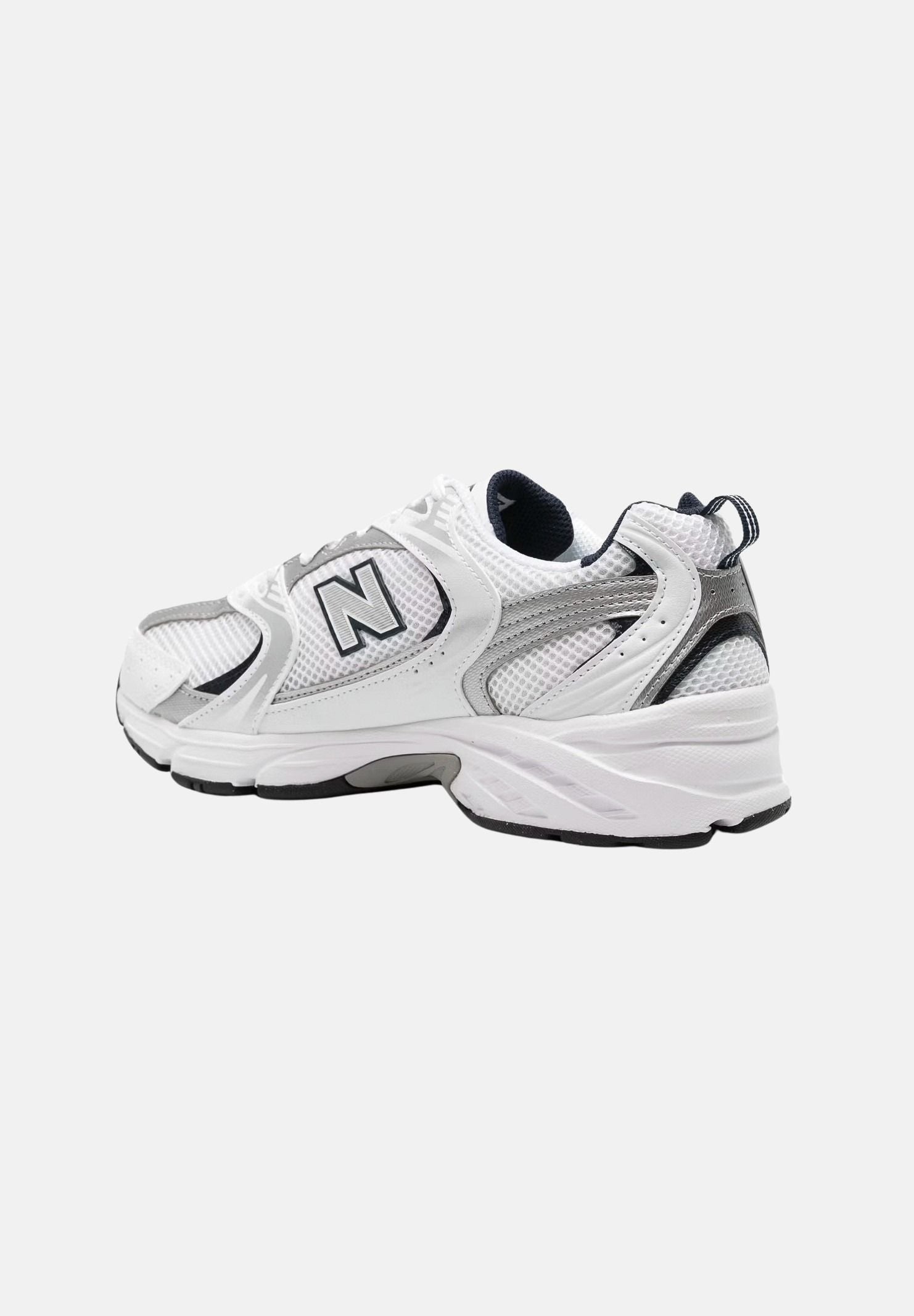 NEW BALANCE Sneakers 530 bianche per uomo e donna, con dettagli a contrasto. NBMR530SG . NEW BALANCE 