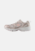 NEW BALANCE Sneakers 530 BUNGEE LACE rosa cipria da bambina P5302ZV . NEW BALANCE 