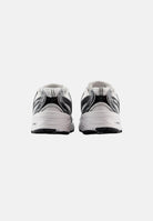 NEW BALANCE Sneakers 530 BUNGEE LACE nera e bianca per bambino e bambina P5304SO . NEW BALANCE 