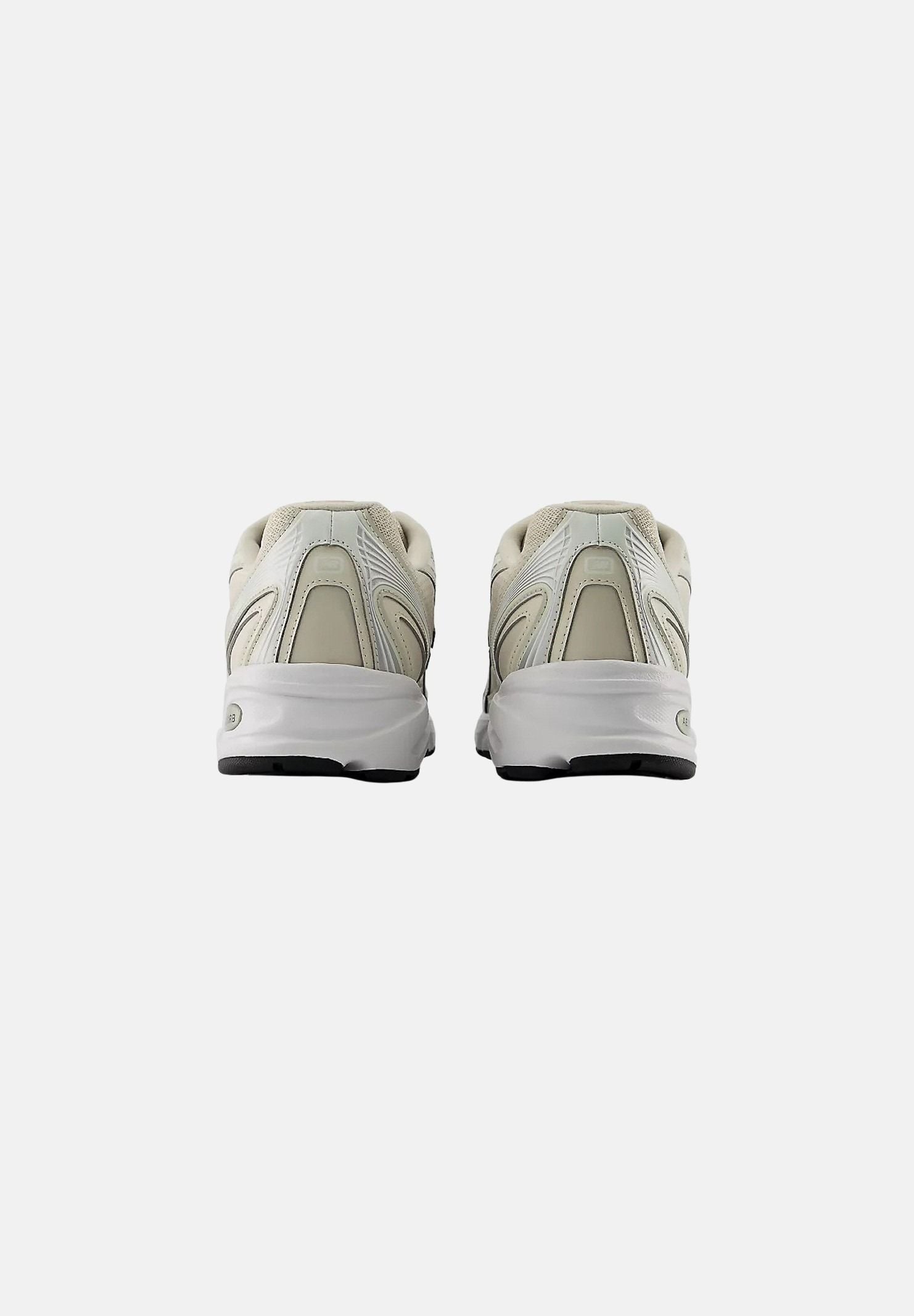 NEW BALANCE Sneakers 740 beige chiaro e nero per uomo e donna U7406KY . NEW BALANCE 