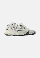 NEW BALANCE Sneakers 9060 Reflection/Sea Salt, grigio chiaro e beige per donna e uomo U90602FD . NEW BALANCE 
