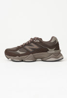 NEW BALANCE Sneakers 9060 marroni da uomo U9060493 . NEW BALANCE 