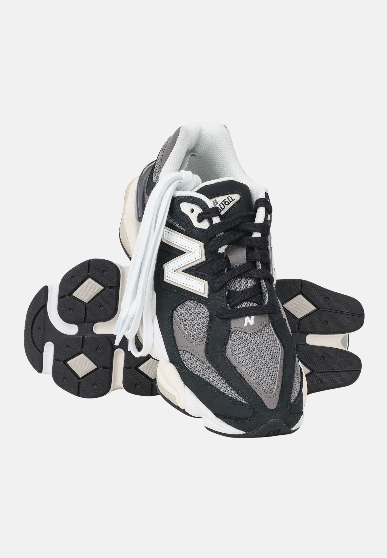 NEW BALANCE Sneakers 9060 nere da uomo e donna U9060510 . NEW BALANCE 