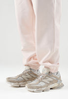 NEW BALANCE Sneakers 9060 Timberwolf con Driftwood, beige, da uomo e donna U90608AP . NEW BALANCE 
