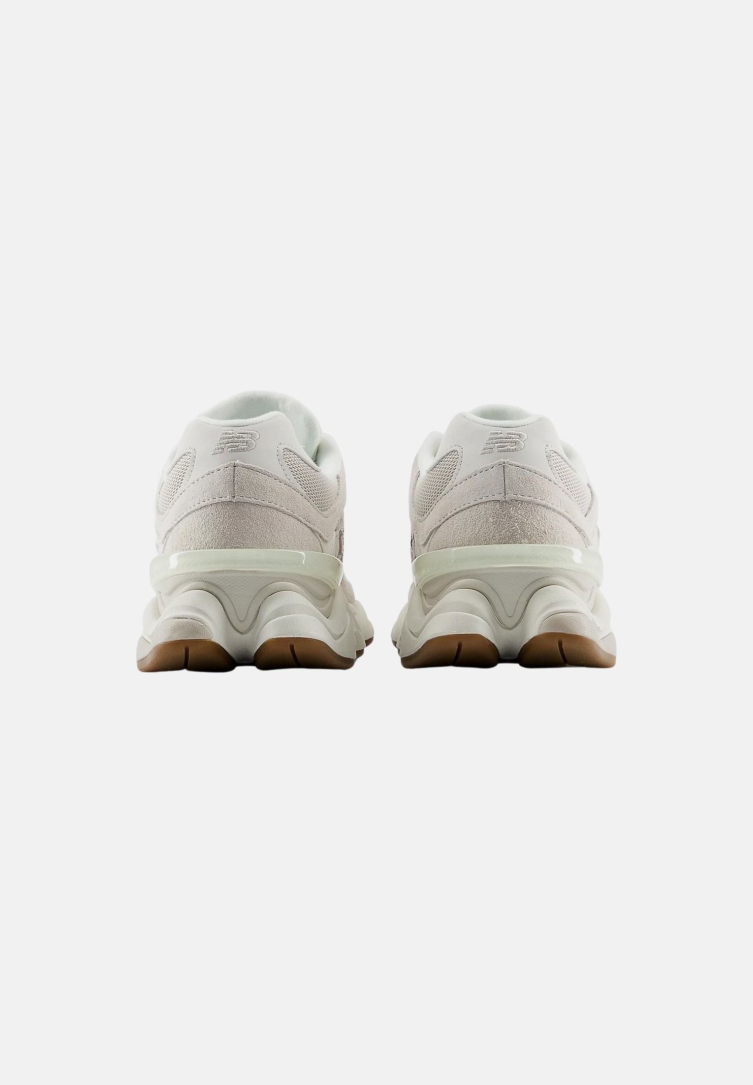 NEW BALANCE Sneakers 9060 Moonbeam con Sea Salt e Black, beige chiaro e bianco, da  uomo e donna U9060ASP . NEW BALANCE 