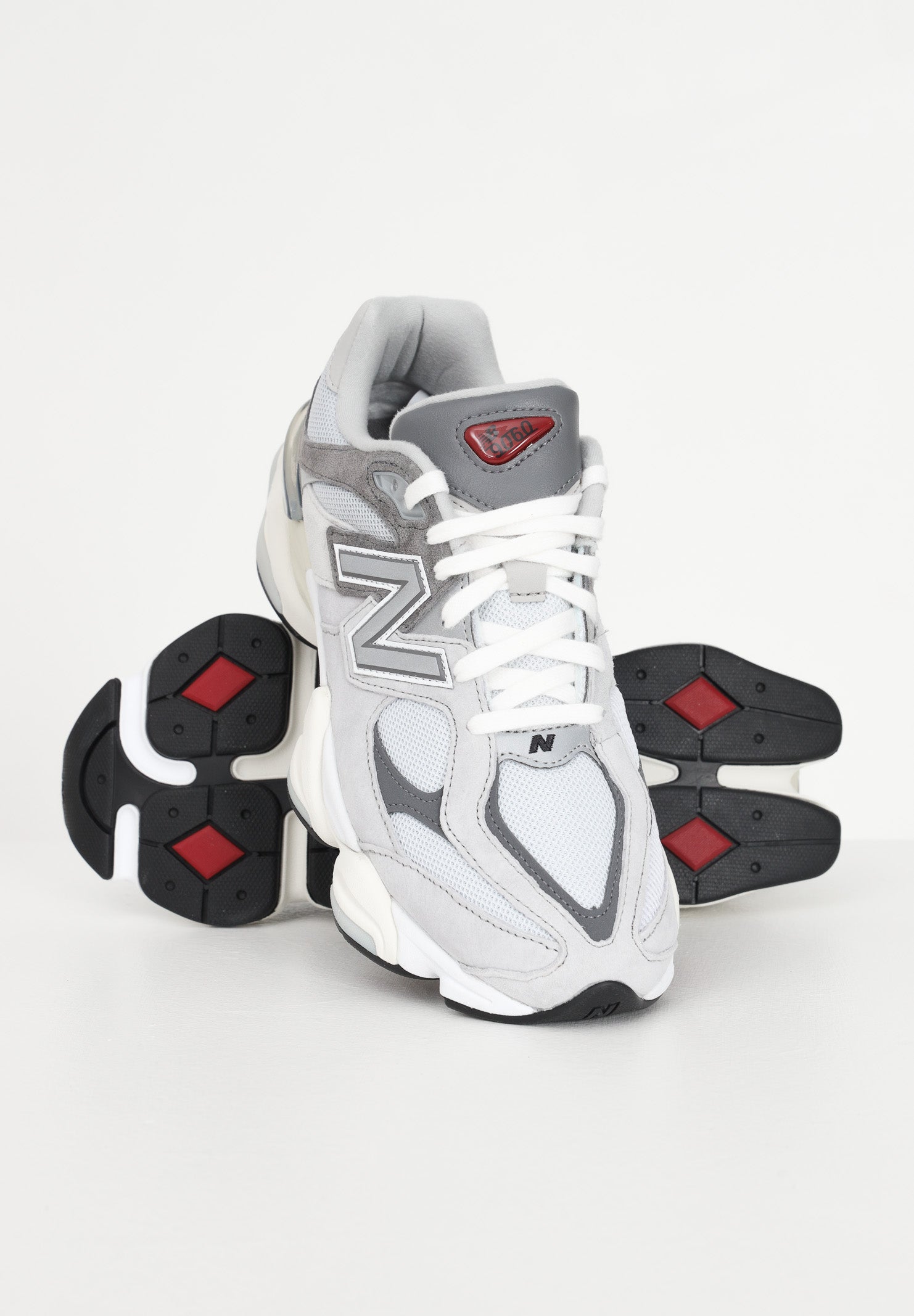 NEW BALANCE Sneakers 9060 grigie da uomo U9060GRY . NEW BALANCE 