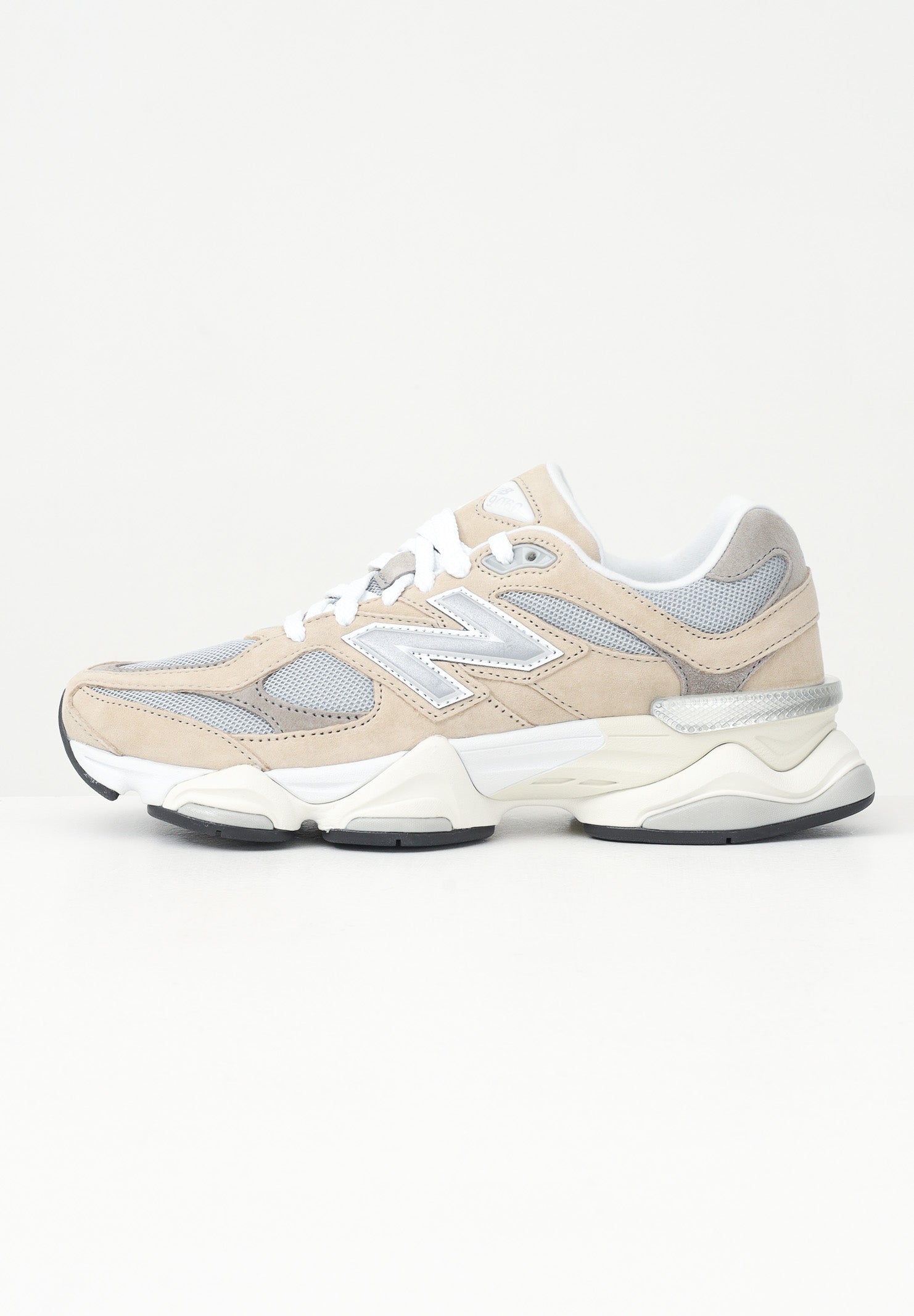 NEW BALANCE Sneakers 9060 beige da uomo U9060LBD . NEW BALANCE 